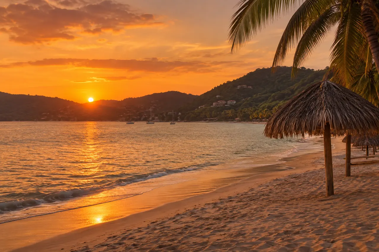Playa La Ropa, Zihuatanejo